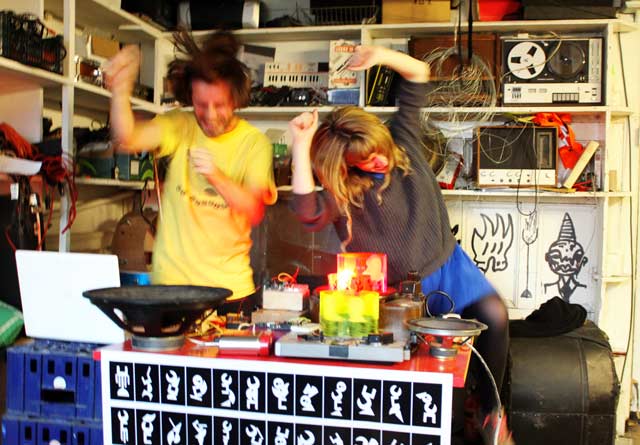 noise-orchestra-play-the-collections-640